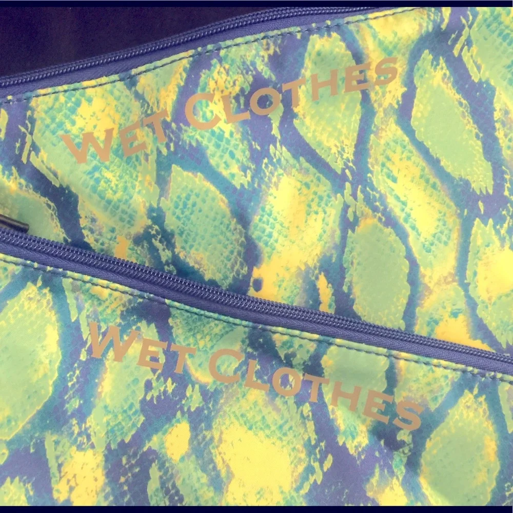 Juicy Couture Python Gym/Beach Bag 2 Wet Bags 🏖 - Picture 7 of 12